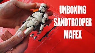 Unboxing y Analisis del Sandtrooper de Mafex