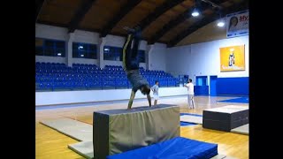 Backflips, parkour, handstand on height, gymnastics training mpolypragmon