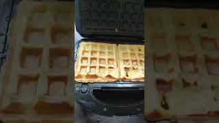 Waffles making toaster #quickandeasyrecipe #waffles #kidsfavourite #kidssnacks #easytomake #homemade