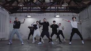 BACK DOOR STRAY KIDS DANCE PRACTICE MIRROR