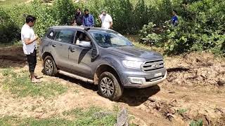 Ford Endeavour off-road drive