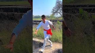 Gori tori patari kamariya 😅😎 #shorts #trendingsong #viralvideo #dancerabhay #trending #dancevideo