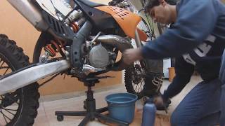 Troca aditivo radiador moto importada/KTM 300