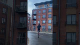 wet wheelies🌧️ #wheelie #rain #bikelife #shorts #c100