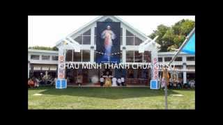 CHẦU THÁNH THỂ LÒNG THƯƠNG XÓT CHÚA 2012, STOCKBRIDGE, MA.wmv