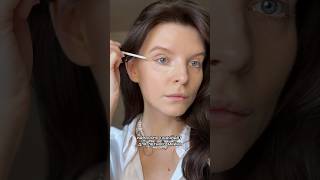 Как правильно подобрать оттенок консилера? #макияж #howtomakeup #туториал #beautylifehacks