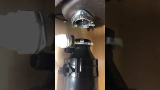 Replacing a garbage disposal 🏗️💦 #plumbing #plumber #shortsvideo