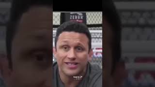 SEMPRE ESTENDA A MÃO (RENZO GRACIE)