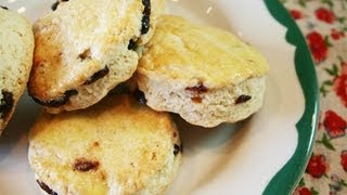 Aunt Pearl's Breakfast Scones recipe