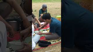 MUKBANG NASI LIWET DI LAPANGAN BOLA