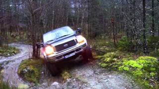 Ford Excursion Arctic Trucks offroad