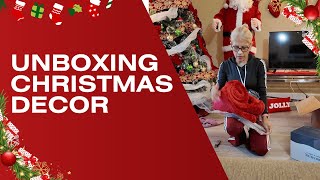 Unboxing Christmas Decor