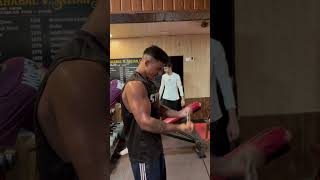 Bicep #bodybuilding #viralvideo #sport #motivation #fitnesscenter #subscribe