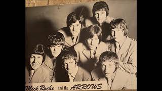 Mick Roche & The Arrows