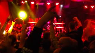 Lillasyster:Krig (Live Backstage,Varberg 2018-11-23)