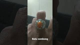 Batu combong