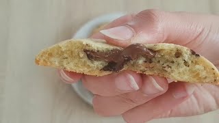 LA MEILLEURE RECETTE DE COOKIES AVEC UN COEUR COULANT NUTELLA