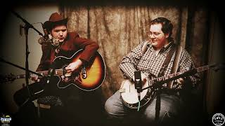 Ole Justin Chambers & Theo Lagone - Keep My Skillet Good & Greasy All Of The Time (Uncle Dave Macon)