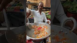 Mumbai's Unique Chana Pav#shorts#food#streetfood #mumbai#mumbaistreetfood #vadapav #chana#foodcircle