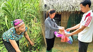 "Girl Evicted from Home, Fortunate to Meet a Kind Stranger Who Helps Her."