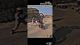 Wheelie gone wrong bike crashed😭|| #_ytshorts_ #_trending 🔥🔥 @MotovloggerVijayStuntz