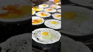 ரோட்டுக்கடை முட்டை தோசை | Muttai Dosai Recipe 🍳 | Spicy Egg Dosa in Tamil | chatni Combo 😍 | #shorts