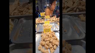 Asian Street food #food #streetfood #jalanalor  #nightmarket #shorts #youtubeshorts