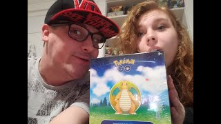 NOUS OUVRONS UNE BOITE SPÉCIALE DRAGONITE EN COUPLE!