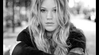 Joss Stone - A Man's World (Lyrics)