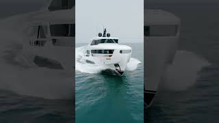 Luxury Yachts - Ferretti Yachts Infynito 90, celebrate our passion for the sea - Ferretti Group