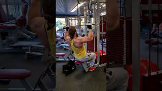 MONSTER BACK WORKOUT GIANT  #gym  #gymedit