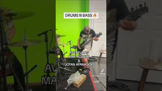 Drums n Bass Aventura #drums #bass #funk #bassguitar #bassist #jamming #jamsession #drumming