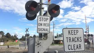 V/line Level Crossing, Hope Street, Bunyip