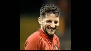 Bu adam yaşlı kurt yaw #Mertens #Galatasaray #shortvideo #football