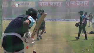 Rahul Dravid Bowling in Practice Session | IND vs NZ 1st Test Match