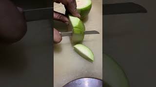 Fruit Ninja of GUVA | Amazing Fruits Cutting Skills | Indian Street Food in 2024 #shorts #food