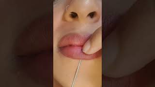 colocando piercing labret sozinha,#piercing #fypシ #explorepage