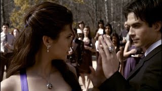 Damon baila con Elena en el Evento de los Fundadores | The Vampire Diaries 1x19-Latino