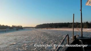 Eisbrecher auf dem Main Donau Kanal