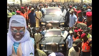 Serigne Mountakha à la Grande Mosquée de Touba Vendredi - l'image du jour! Vendredi 24 Mai 2024