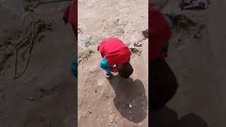 bachy ko kan pakraye / Full Funny And Latest Video