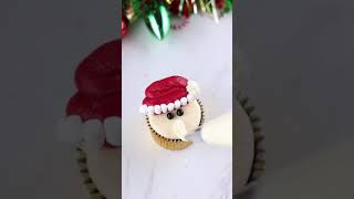 Santa 🎅🧁 #santa #christmastreats #holidaybaking #baking #cupcakes #cupcakedecorating