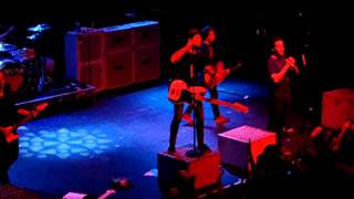 [3] Jump/Good Night - Simple Plan Live in Chicago 11-21-11