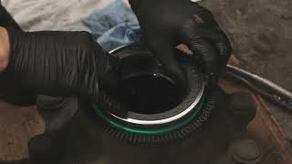 YOUNG mechanic changes wheel seal like a PRO