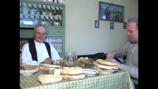 Pup si pupăză -  Fragment din filmul " Pâinea şi grâul în spiritualitatea Românească "