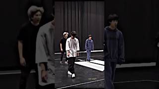 Isk mei tere 💓💓 bts all members so beautiful dance 😘😘 #shortsviral #btsshorts #ytshorts #edit #dance