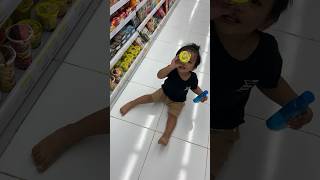 Adek ngambek gak boleh beli jajan #shorts #shortsviral #anaklucu #funny #funnyvideo #belanja #jajan