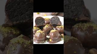 oreo balls كرات الاوريو ثلاث مكونات فقط #viral #desserts #oreo #shorts #coffeetime # وصفات_عروبتنا