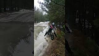 утопление мотоцикла #мото #enduro #snoskoles #rider #bike #эндуро #moto