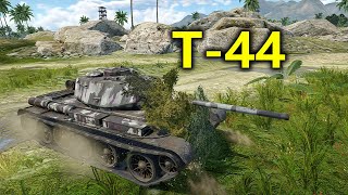 War Thunder - T-44 The Tank That Every Handsome Dude Should Drive (Chinese Commentary)